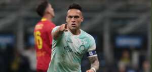 ITALIANO: Inter de Milão supera o Lecce e retoma 2º lugar; Roma bate a Juventus