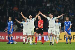 ELIMINATÓRIAS EUROCOPA: Inglaterra ganha na Itália após 62 anos e Kane faz história