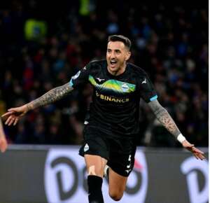 ITALIANO: Napoli é surpreendido pela Lazio e perde após oito vitórias seguidas no Italiano