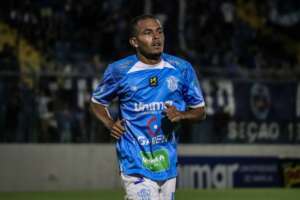 Paulista A3: Meia do Marília lesiona o tornozelo e vira desfalque por até três semanas