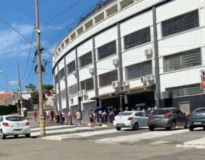 Paulista A2: Venda de ingressos na Ponte Preta para 'jogo do acesso' começa com boa procura