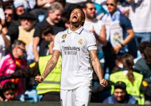 ESPANHOL: Vini Jr faz golaço, Militão também marca e Real Madrid vira sobre Espanyol