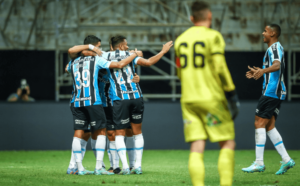 Campinense-PB 0 x 2 Grêmio-RS - Cristaldo e Ferreira decretam vitória gaúcha