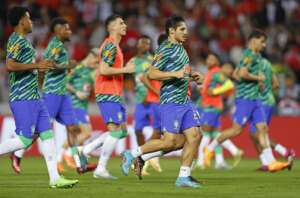 Raphael Veiga destaca falta de entrosamento na seleção brasileira, mas mantém foco para nova convocação