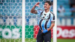 GAÚCHO: Grêmio marca nos acréscimos e leva o Gre-Nal; Novo Hamburgo respira