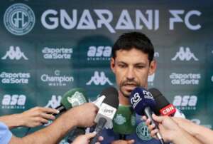 Mexidas no 'tabuleiro' de Moura têm convencido no Guarani