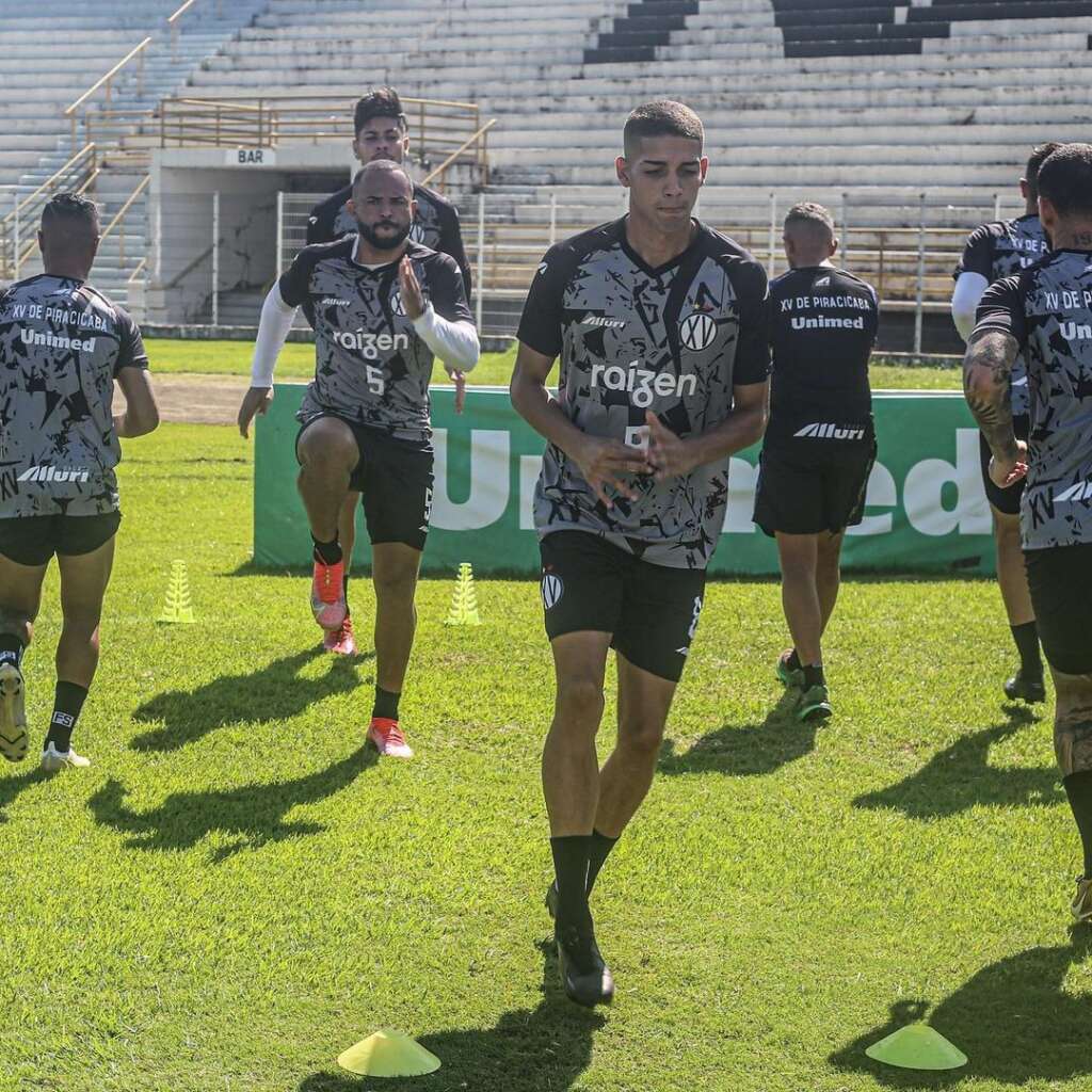 XV De Piracicaba x CRAC – Jogo de “seis pontos” no Barão