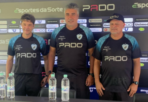 Paranaense: Londrina apresenta técnico Alexandre Gallo