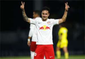 Técnico do Red Bull Bragantino critica abordagem do Palmeiras por Artur