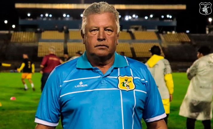 Candangão: Brasiliense anuncia técnico Roberto Cavalo, ex-Taubaté
