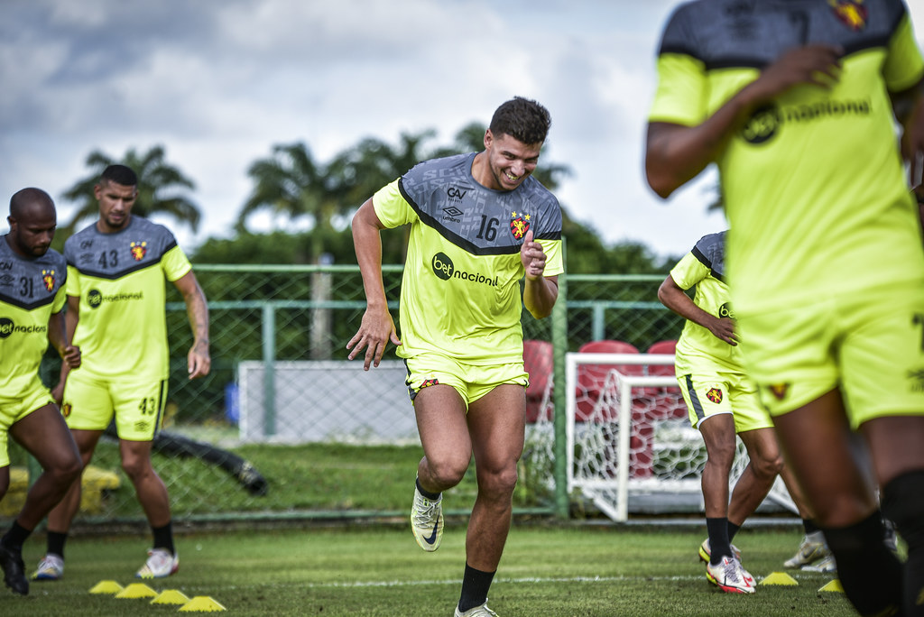 Copa do Nordeste: Sport tem dúvida na zaga para novo clássico contra Santa Cruz