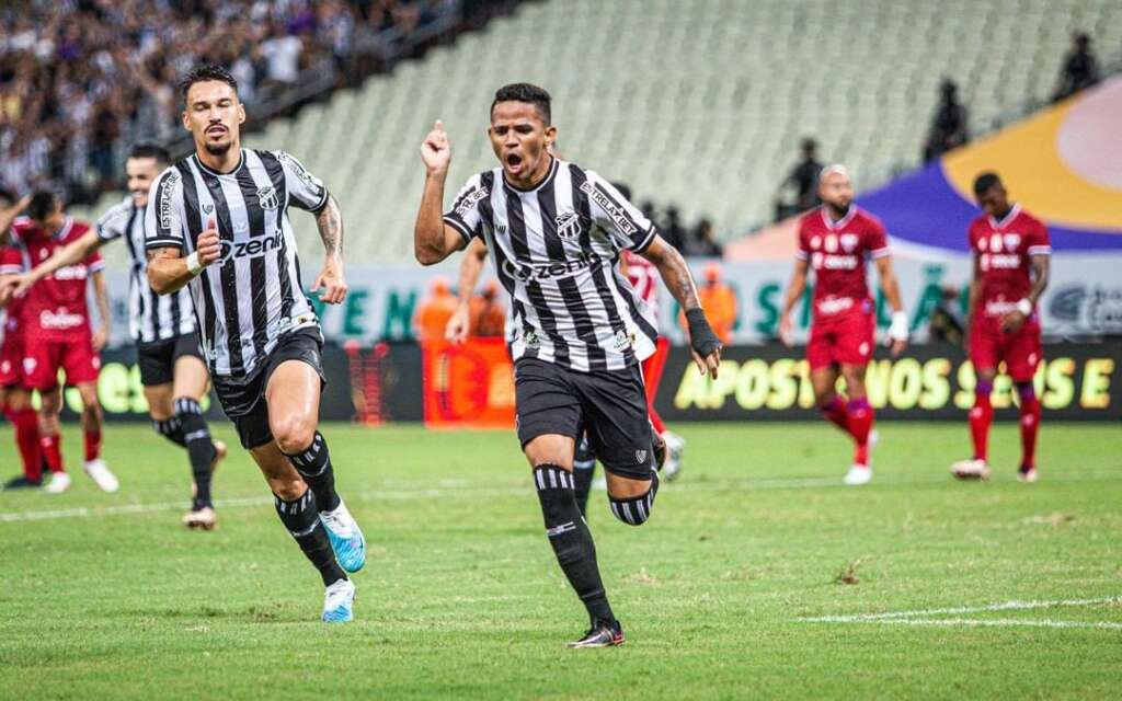 Ceará vence o Fortaleza pela Copa do Nordeste (Foto: Felipe Santos / CSC)