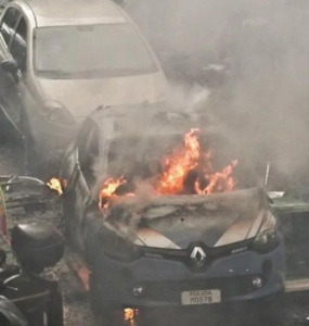Liga dos Campeões: Torcedores do Frankfurt promovem caos e incendeiam carros em Nápoles