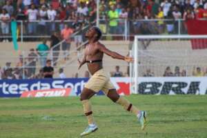 BAIANO: Jacuipense vence e se aproxima da final