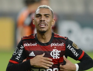 Carioca: Matheuzinho sofre fratura e Cebolinha deve ser improvisado no Flamengo