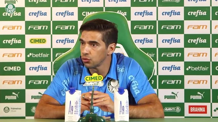 Abel diz que convocação de Veiga, Rony e Weverton premia Palmeiras coletivamente