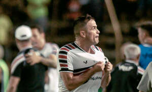 Copa do Brasil: Jogadores do Santa Cruz comemoram classificação à segunda fase