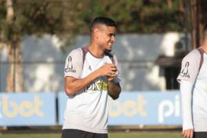 Paulista A2: Após sofrer nova lesão pela Ponte Preta, Everton passa por outra cirurgia em São Paulo