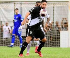 Ponte Preta x Comercial - Desfalcada, Macaca precisa vencer para seguir o sonho do acesso