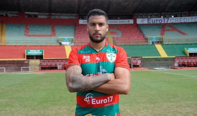 Série B: Chapecoense encaminha contratação de Bruno Leonardo, zagueiro da Portuguesa