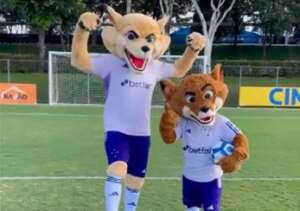 Mineiro: Torcida do Cruzeiro protesta contra a mudança do 