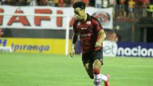 Pernambucano: Náutico firma acerto com lateral-esquerdo Rennan Siqueira, ex-Brasil de Pelotas