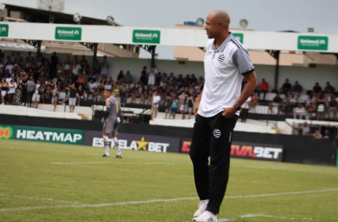 Série C: Técnico Roger Silva é apresentado no Pouso Alegre