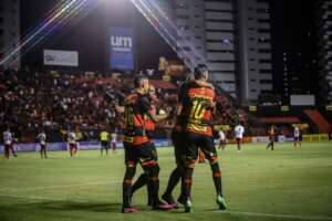 PERNAMBUCANO: Sport atropela Íbis e segue invicto