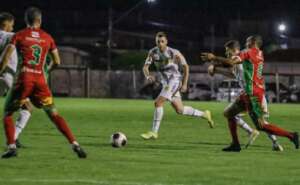 Paulista A2: Jogador do Velo Clube quebra o nariz após sofrer cabeçada; B.O. é cogitado