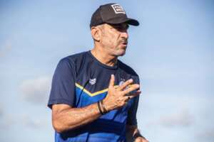 Sergipano: Treinador do Confiança defende invencibilidade como mandante