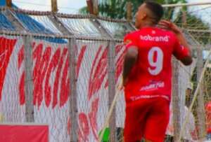 Vinicius Popó, do Capivariano, lidera a artilharia do Paulista A3 com folga