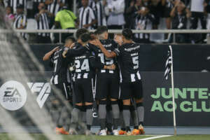 Botafogo 4 x 0 César Vallejo-PER - Fogão vence a primeira na Copa Sul-Americana