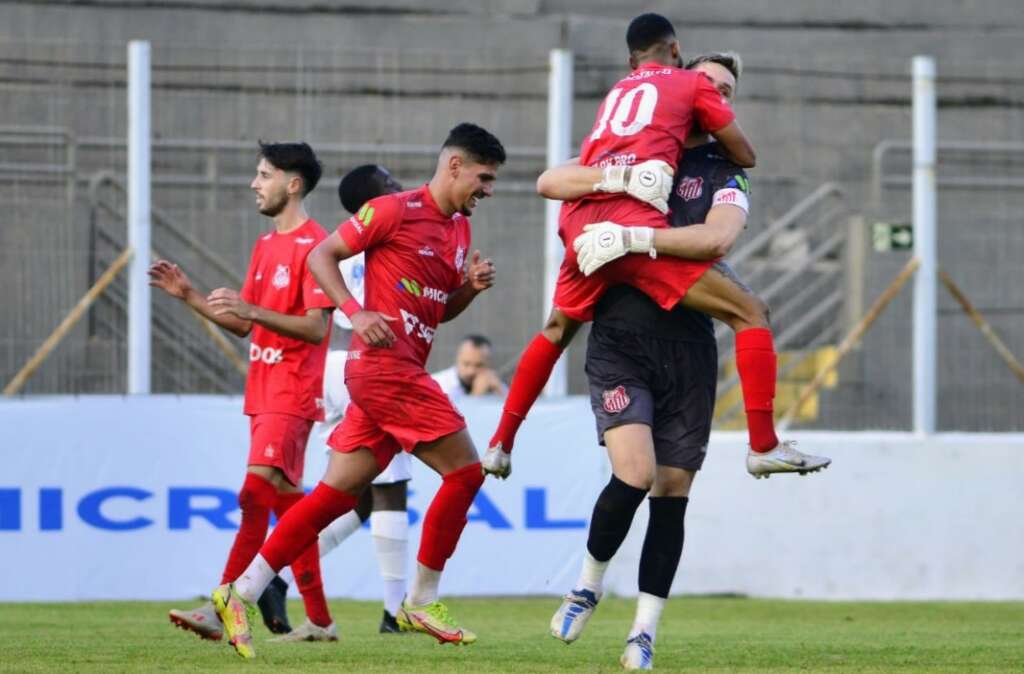 Capivariano 1 x 0 EC São Bernardo – Leão volta a vencer e retorna à Série A2 após seis anos!