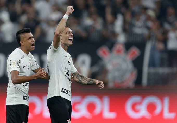 Corinthians on X: O confronto entre Corinthians e Fortaleza