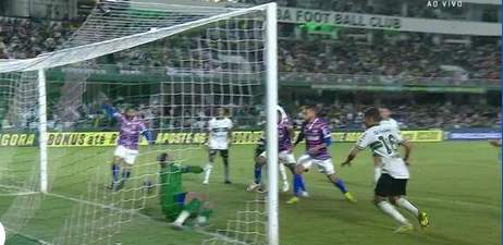 Brasileiro - Coritiba 0 x 3 Fortaleza