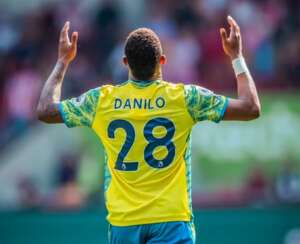 INGLÊS: Danilo marca de novo, mas Nottingham Forest leva virada do Brentford; Brighton faz 6 a 0