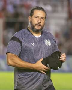 Série C: Após chegada de Roberto Fonseca, técnico interino anuncia saída do Figueirense