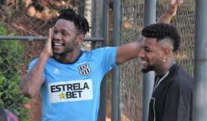 Paulista A2: No último treino antes da final, Ponte Preta tem visita ilustre de Emerson Royal