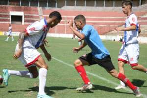 Segundona: Com várias dúvidas, América estreia fora de casa contra o Taquaritinga