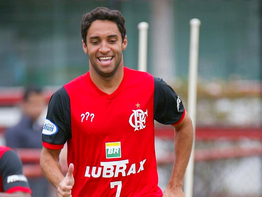 Ídolo do Flamengo, Ibson será auxiliar em time da Série C