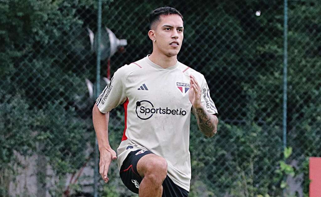 Igor Vinícius vai a campo pela 1ª vez após cirurgia de púbis no São Paulo; Luciano volta
