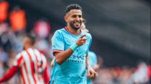 Inglês: Mahrez encaminha saída do City para se tornar mais uma estrela do futebol saudita