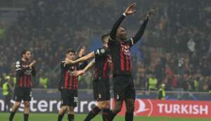 LIGA DOS CAMPEÕES: Milan segura pressão do Napoli e abre vantagem