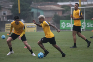 Criciúma oficializa empréstimo de meia Marcinho e atacante Tam para rival da Série B