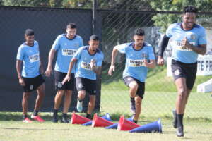 Paulista A2: Técnico da Ponte Preta mantém dúvida sobre substituto de Pablo Dyego na final