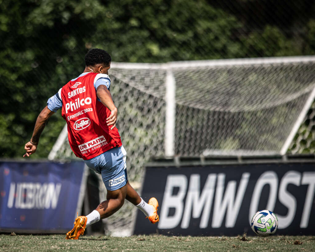 Messias cobra atenção e diz que Santos não jogará por empate na Copa do Brasil