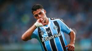 Gaúcho: Decisivo em mais um título do Grêmio, Suárez diz: 'Sigo querendo mais'