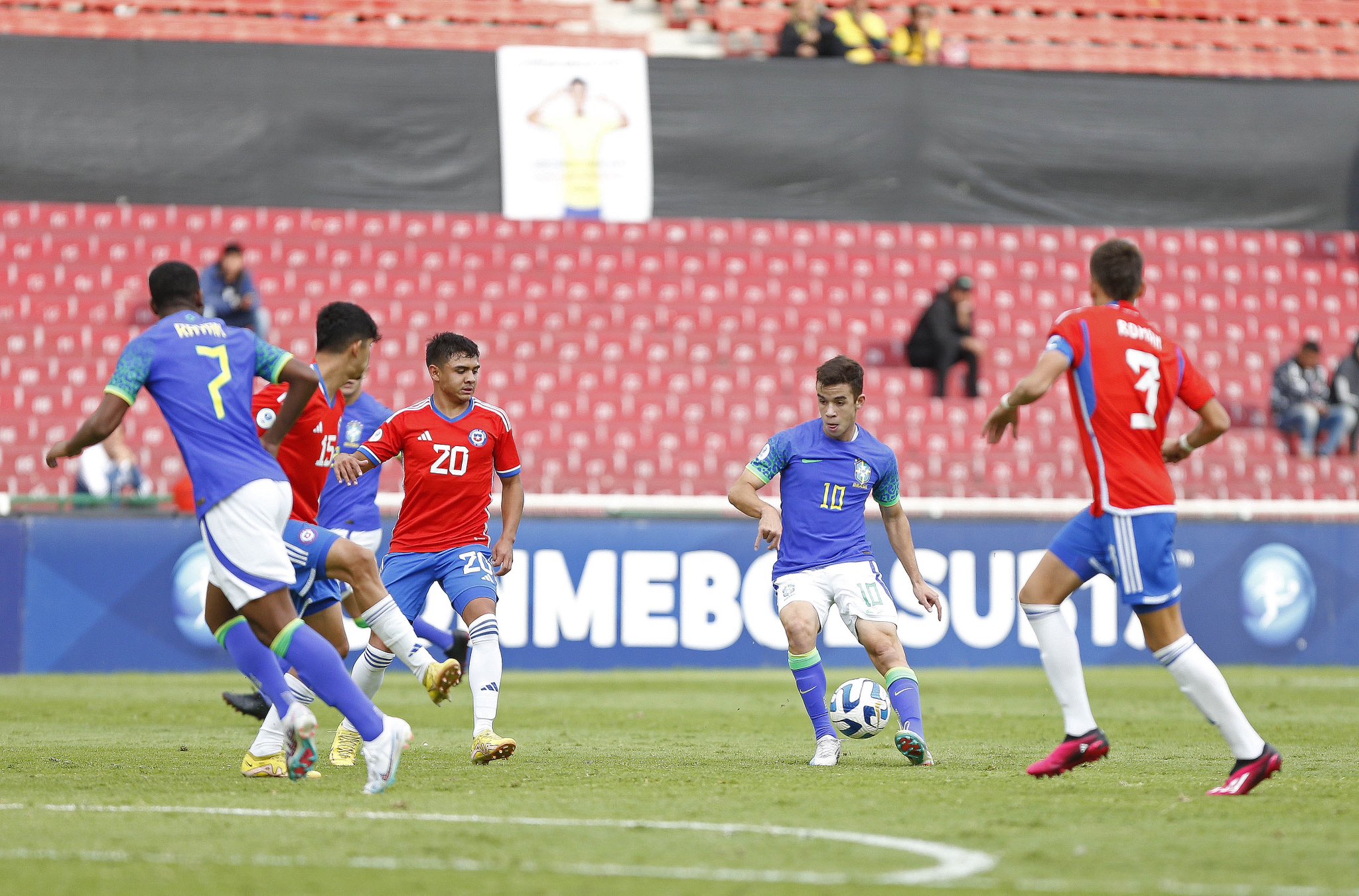 Seleção brasileira sub-20 goleia Usbequistão com show do palmeirense Kevin