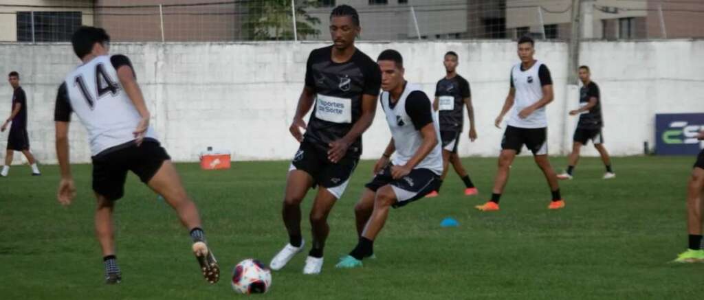 POTIGUAR: ABC enfrenta o Santa Cruz de Natal de olho na liderança