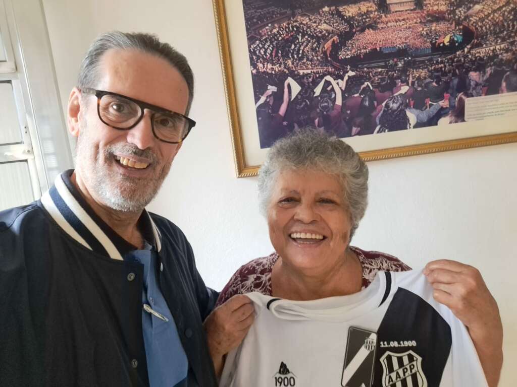 Ouvinte ganha camiseta da Ponte Preta, sorteada pela Rádio FI